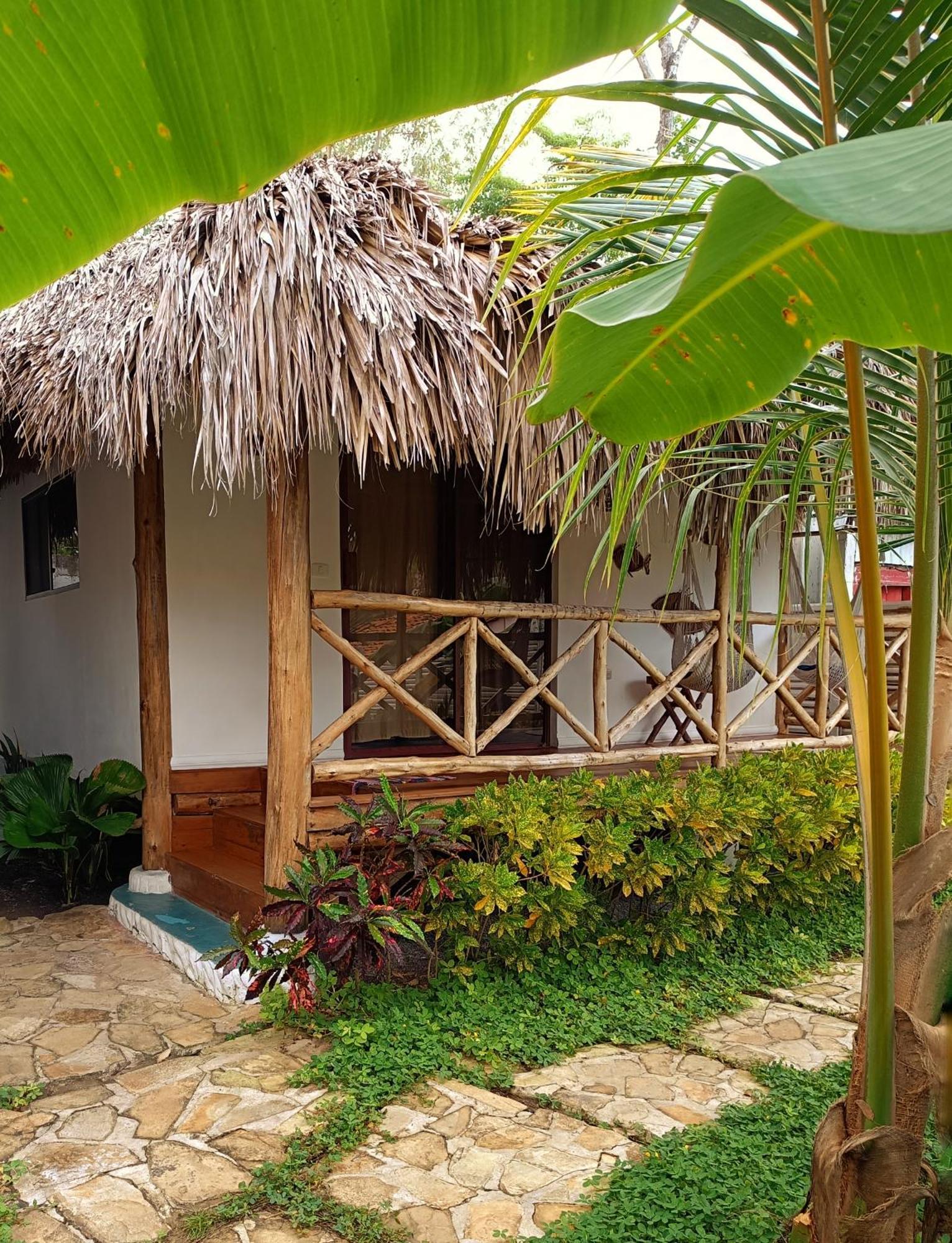 Cabanas Puesta Del Sol Las Peñitas Rom bilde